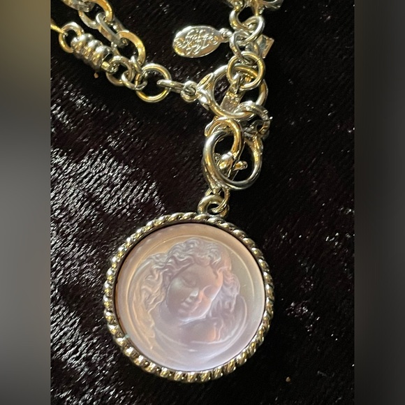 KIRKS FOLLY Love Never Dies Angel Centerpiece Necklace & Bracelet Jewelry Set - Picture 8 of 15